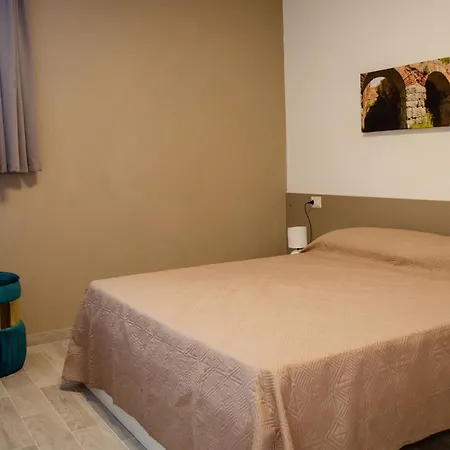 Montenuovo 44 Hotel